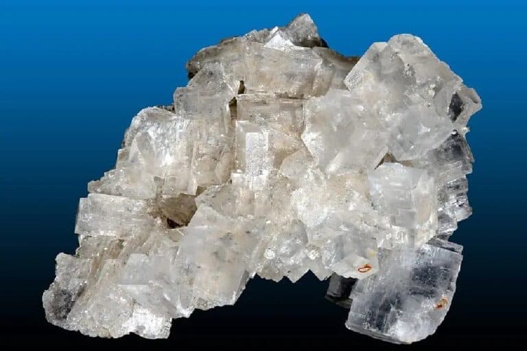 Halite vs. Calcite: What Are the Differences?