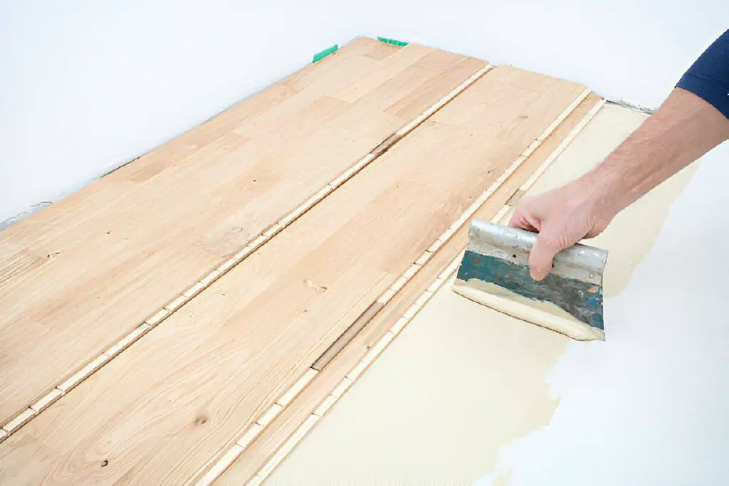 installing sealing parquet floor boards